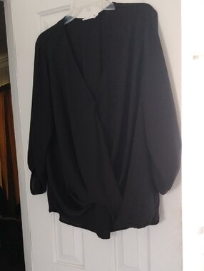 Lush Black Crisscross Long Sleeve Top Blouse Soft